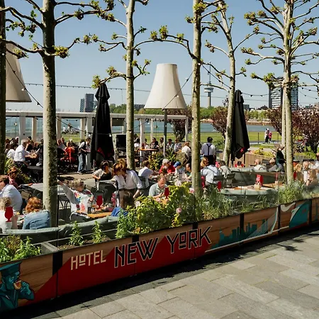 New York By Westcord Hotel 4*