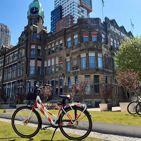 New York By Westcord Hotel 4*