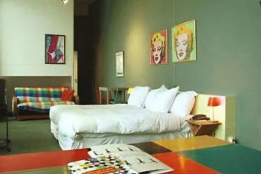 New York By Westcord Hotel