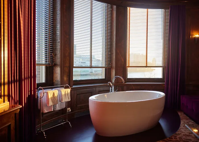 New York By Westcord 4* Róterdam