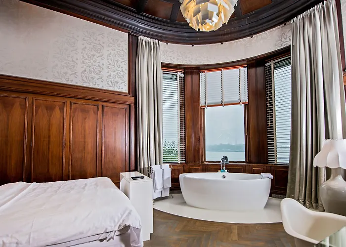 Отель New York By Westcord