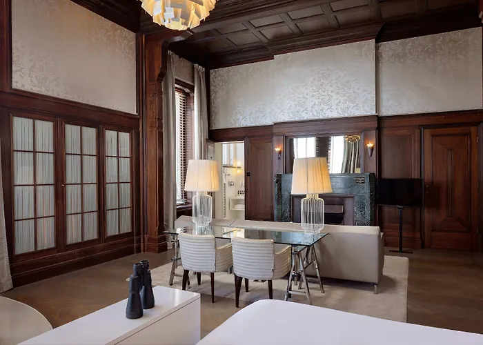 Отель New York By Westcord Роттердам