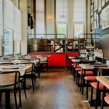 New York By Westcord Hotel