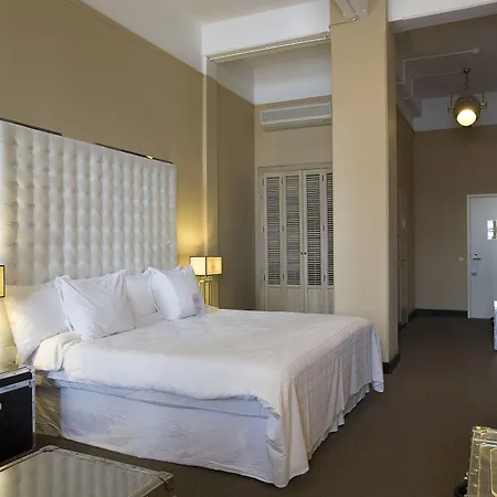 New York By Westcord Hotel